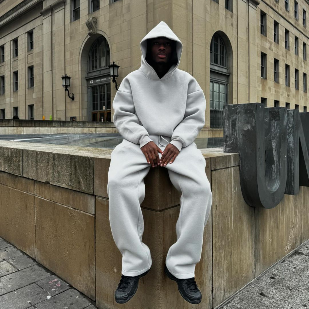 NUZZLO™ OVERSIZED TRACKSUIT